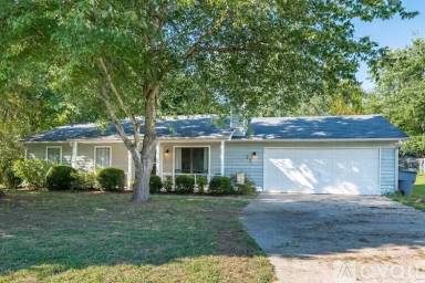 Main picture of 8324 Woodgate Ln