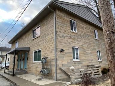 Main picture of 415 N Dunn St