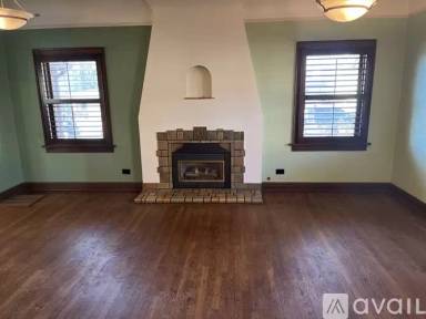Main picture of 2650 Meade St