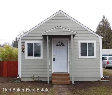 Main picture of 1067 6th St NW