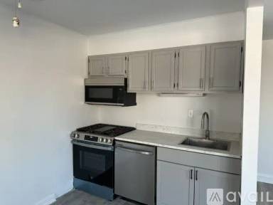 Main picture of 7242 Battersby St