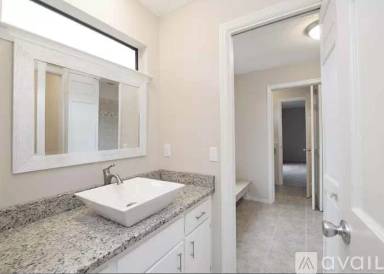 Main picture of 946 Holbrook Cir