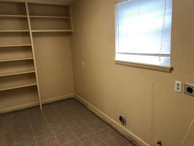 Main picture of 321 N Koa St