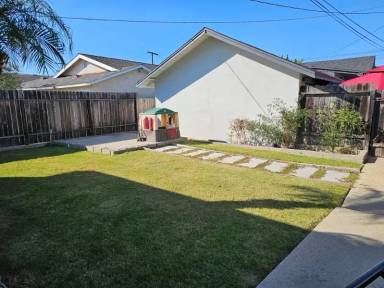 Main picture of 1721 254th St