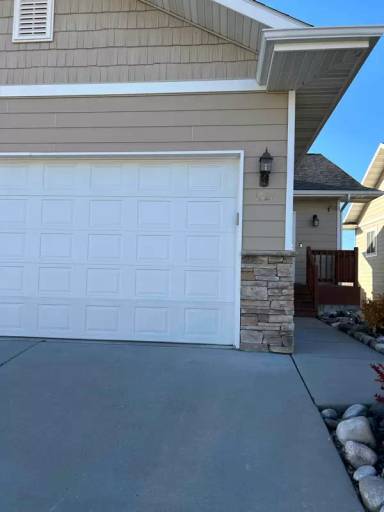 Main picture of 1620 38th St W