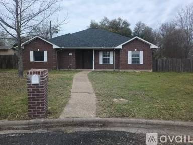 Main picture of 1701 Bankside Ct