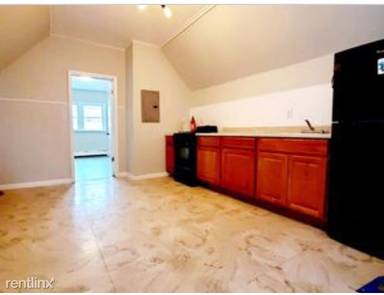 Main picture of 176 Garfield Ave