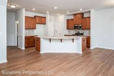 Main picture of 1033 Homecoming Way