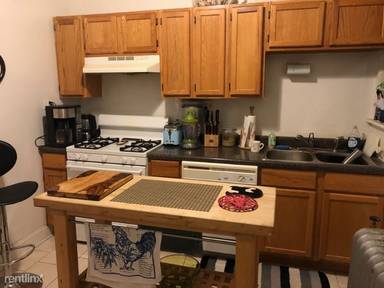 Main picture of 1703 W Catalpa Ave