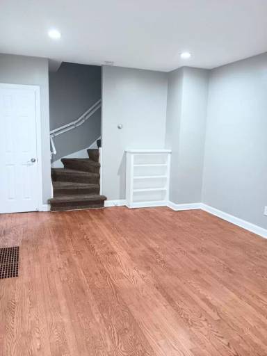 Main picture of 3803 Drummond St