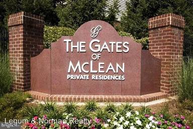 Main picture of 1580 Spring Gate Dr
