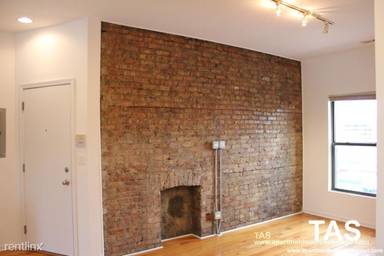 Main picture of 1210 W Foster Ave
