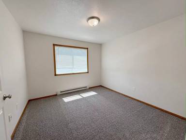 Main picture of 611 3rd St NW