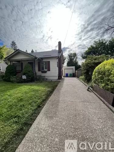 Main picture of 4627 SE 50th Ave