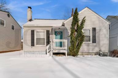 Main picture of 273 Plymouth Rd