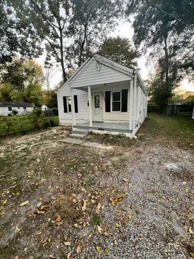 Main picture of 4008 Churchman Ave