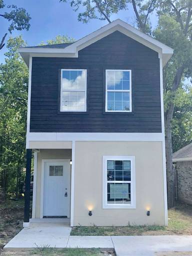 Main picture of 4224 Landrum Ave