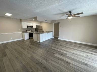 Main picture of 5317 Summerlin Rd