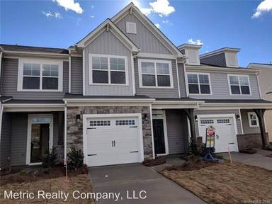 Main picture of 12430 Savannah Cottage Dr