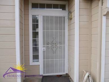 Main picture of 9472 Clementine Way