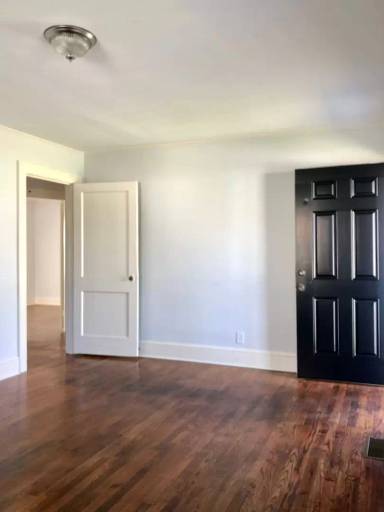Main picture of 110 Morrow St