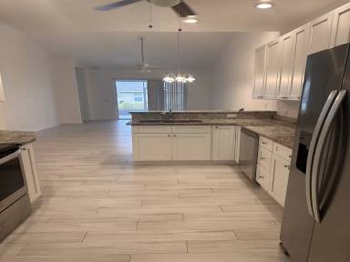 Main picture of 5430 Granada Blvd