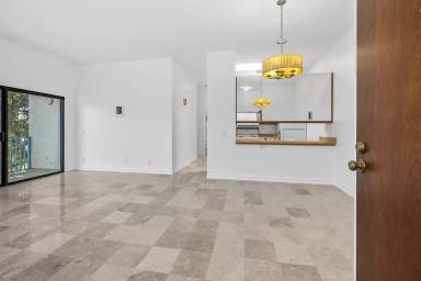 Main picture of 8324 Regents Rd