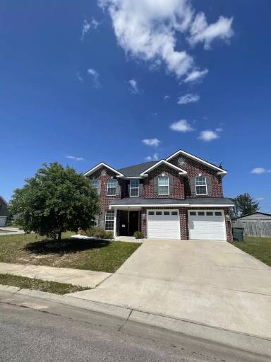 Main picture of 701 Auburn Cv