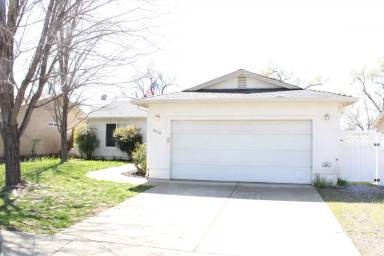 Main picture of 3720 Vinewood Dr