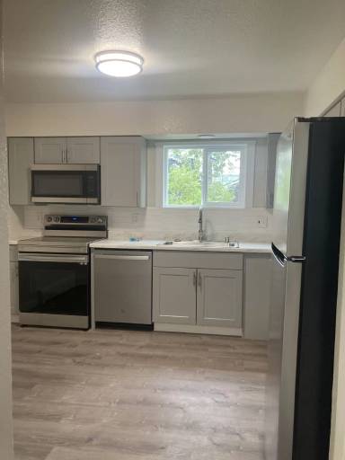 Main picture of 1028 Orca St