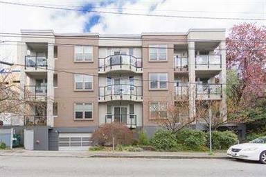 Main picture of 524 12th Ave E