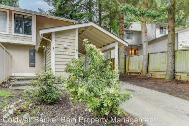 Main picture of 9902 NE 135th Pl