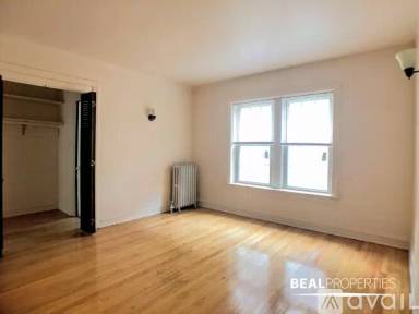 Main picture of 2112 W Ainslie St