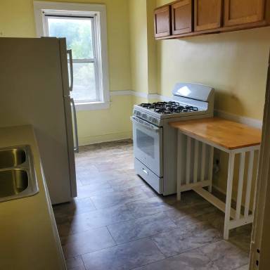 Main picture of 3550 Washington St