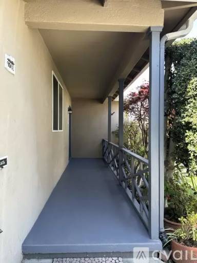 Main picture of 3708 Kenwood Ave
