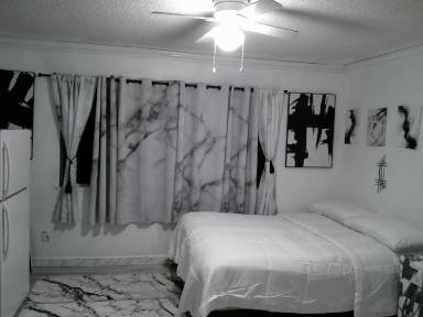 Main picture of 2380 S Bardell Ave