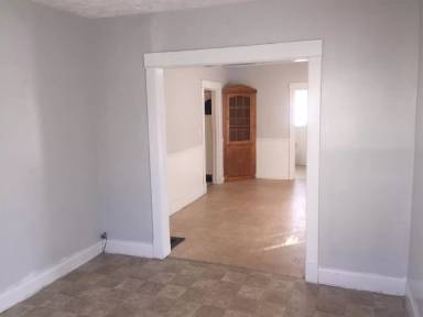 Main picture of 930 Crosby St NW