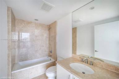 Main picture of Jade Residences At Brickell Bay