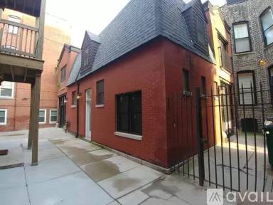 Main picture of 441 W Surf St