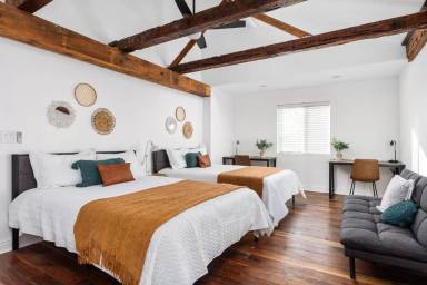 Main picture of 262 N Glenn Ave