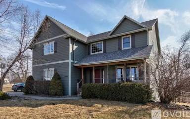 Main picture of 5505 Greenwood Ave