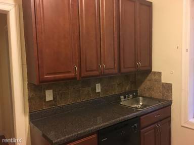 Main picture of 164 Clinton Ave