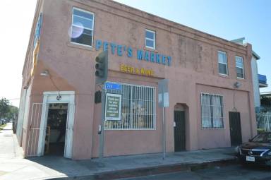 Main picture of 7th St, 1096 E - 2