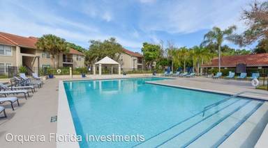 Main picture of 4032 Crockers Lake Blvd