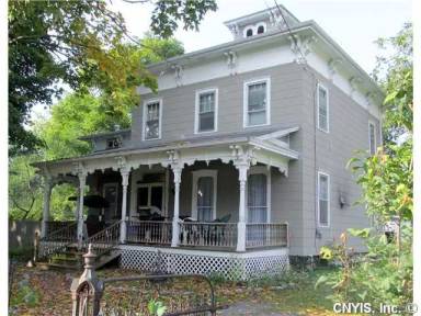 Main picture of 5 Locust St