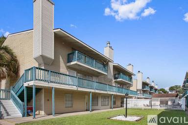 Main picture of 901 Joe Yenni Blvd