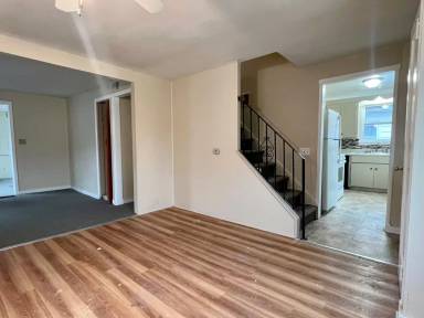 Main picture of 331 Leonard Rd