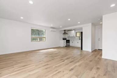 Main picture of 13848 29th Ave S