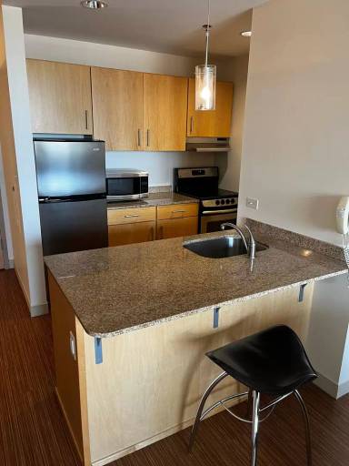 Main picture of 318 Commons