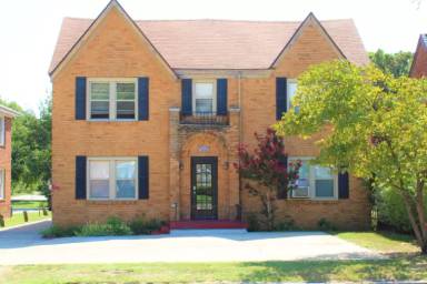Main picture of 2528 NW 12th St